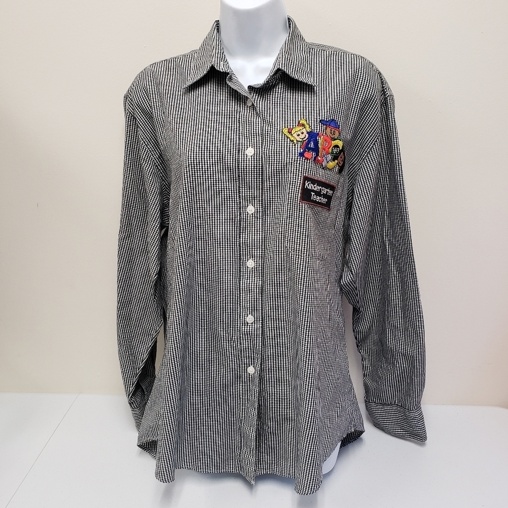 Las Olas Kindergarten School Teacher Womens Button Top Size Medium